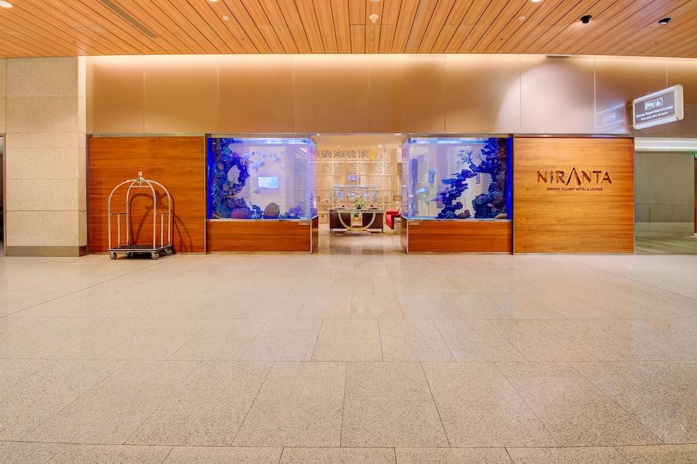 מומביי Niranta Transit Hotel Terminal 2 Arrivals/Landside מראה חיצוני תמונה