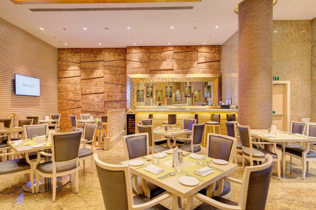 מומביי Niranta Transit Hotel Terminal 2 Arrivals/Landside מראה חיצוני תמונה